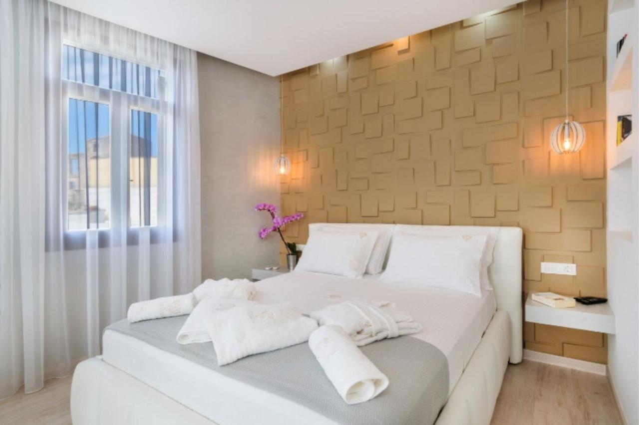 Diamond Luxury Hotell 3*